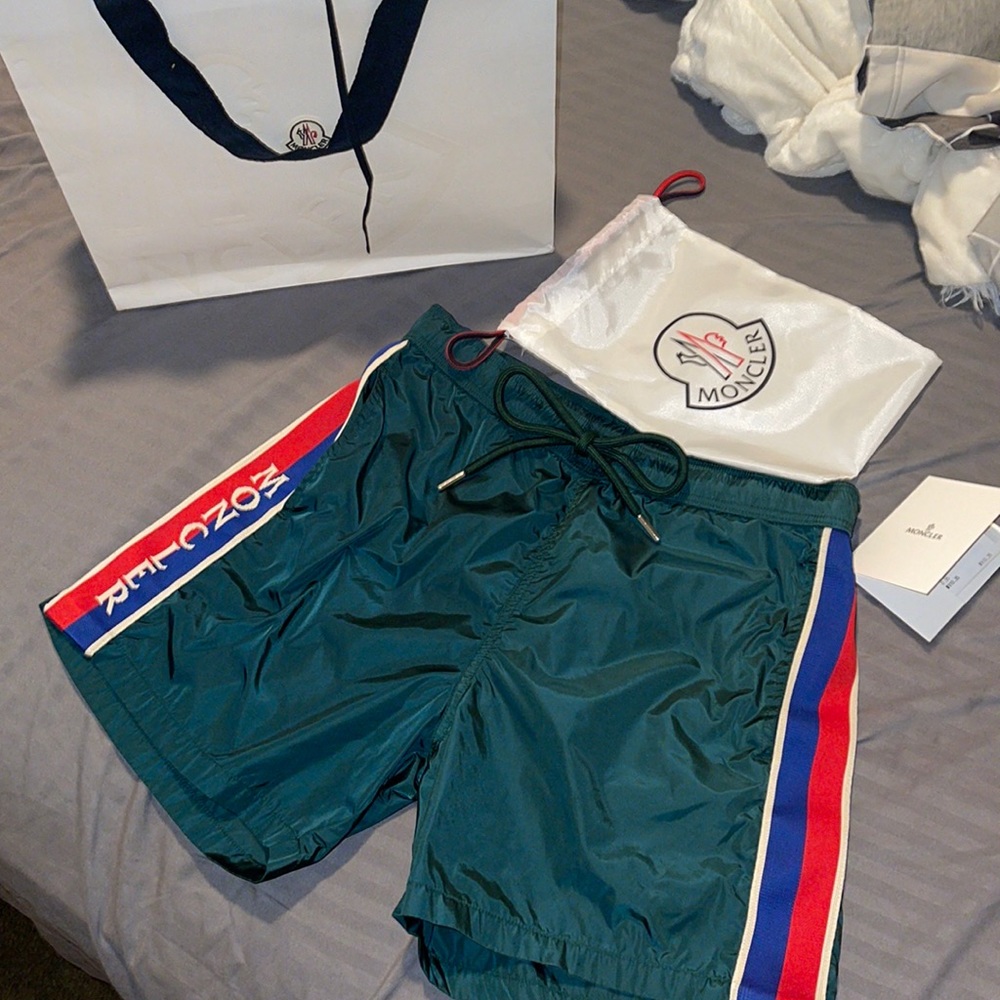 BRAND NEW WITH TAGS AND RECEIPT MONCLER SWIMMING TRUNKS RARE WITH BAG SIZE L